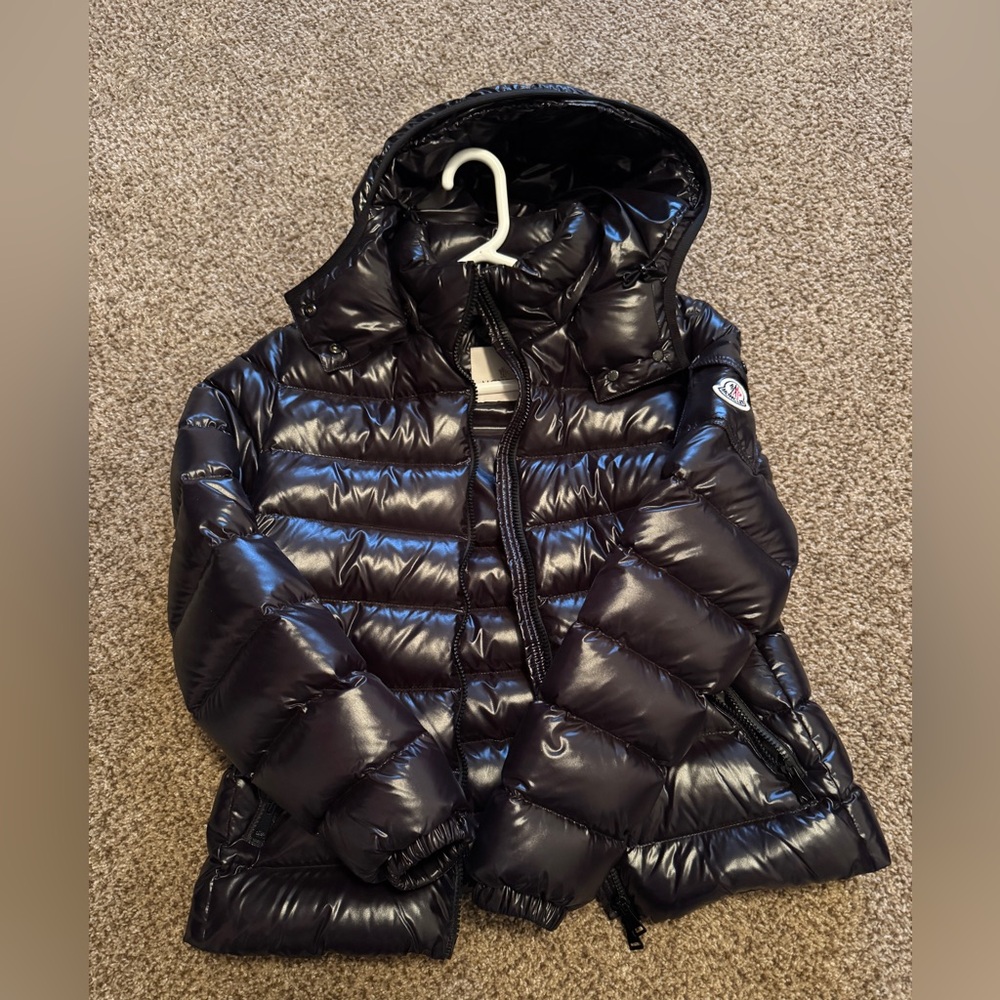 Moncler jacket down puffer size 2